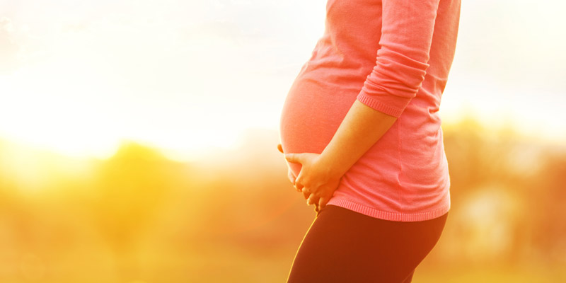 چگونه باردار شویم | با ۱۱ راه افزایش شانس باروری آشنا شوید